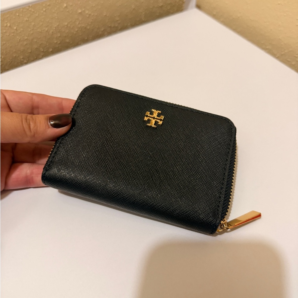 Tory Burch Black Card Holder with Gold Accent - Picture 2 of 3